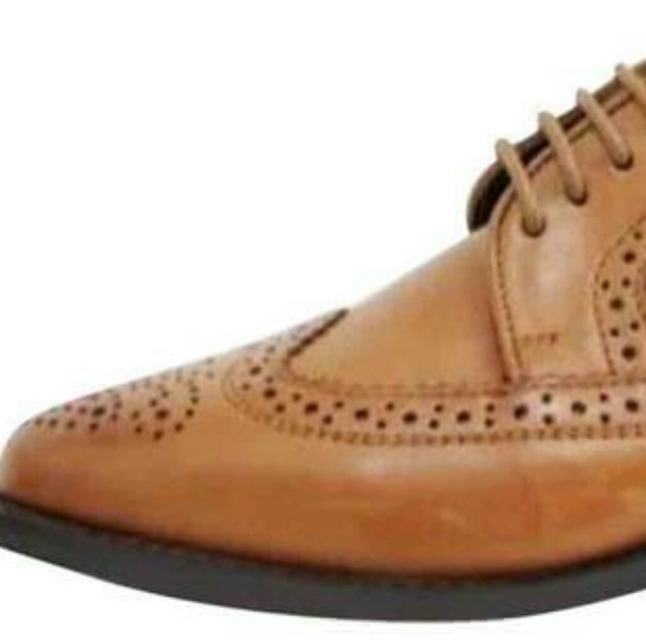 Mai Tai leather brogues flats wingtip kinda feel - Picture 3 of 3